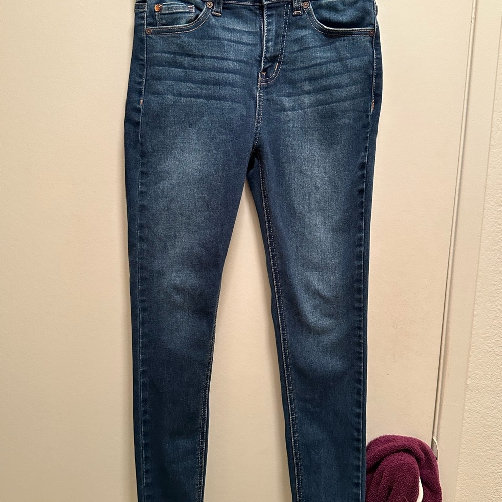 Classic Indigo Skinny Jeans for Women